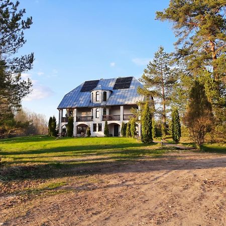 Ezernieki Hotell Valka Eksteriør bilde